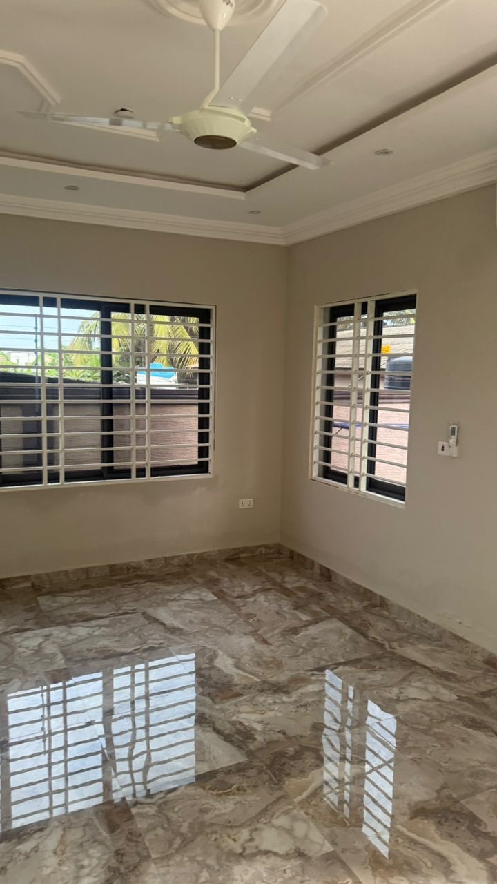 2 bedroom Apartment For Rent At Manet Court Close To Spintex