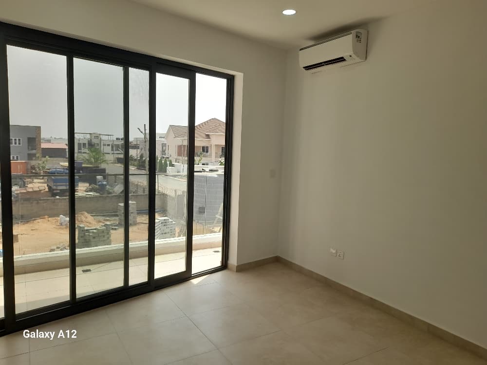 5 bedroom house for sale at tse addo