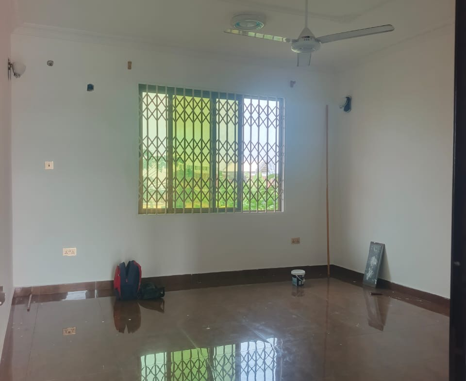 Chamber and hall self contain for rent at teshie bush road bush road