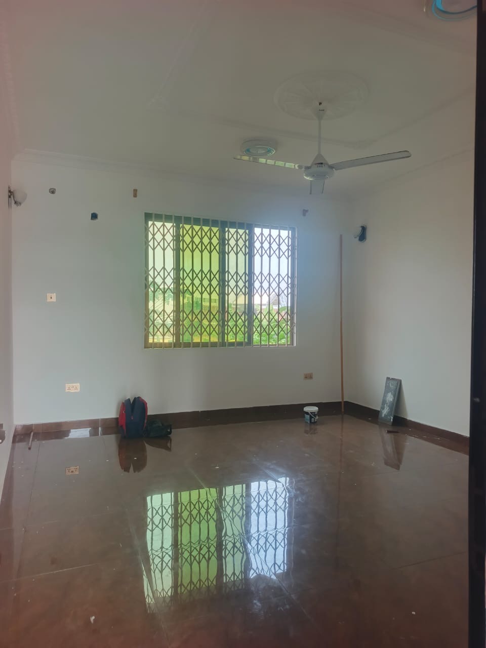 Chamber and hall self contain for rent at teshie bush road bush road