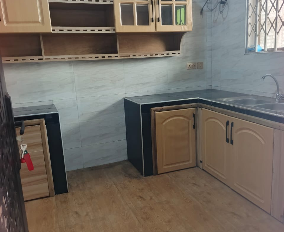 Chamber and hall self contain for rent at teshie bush road bush road