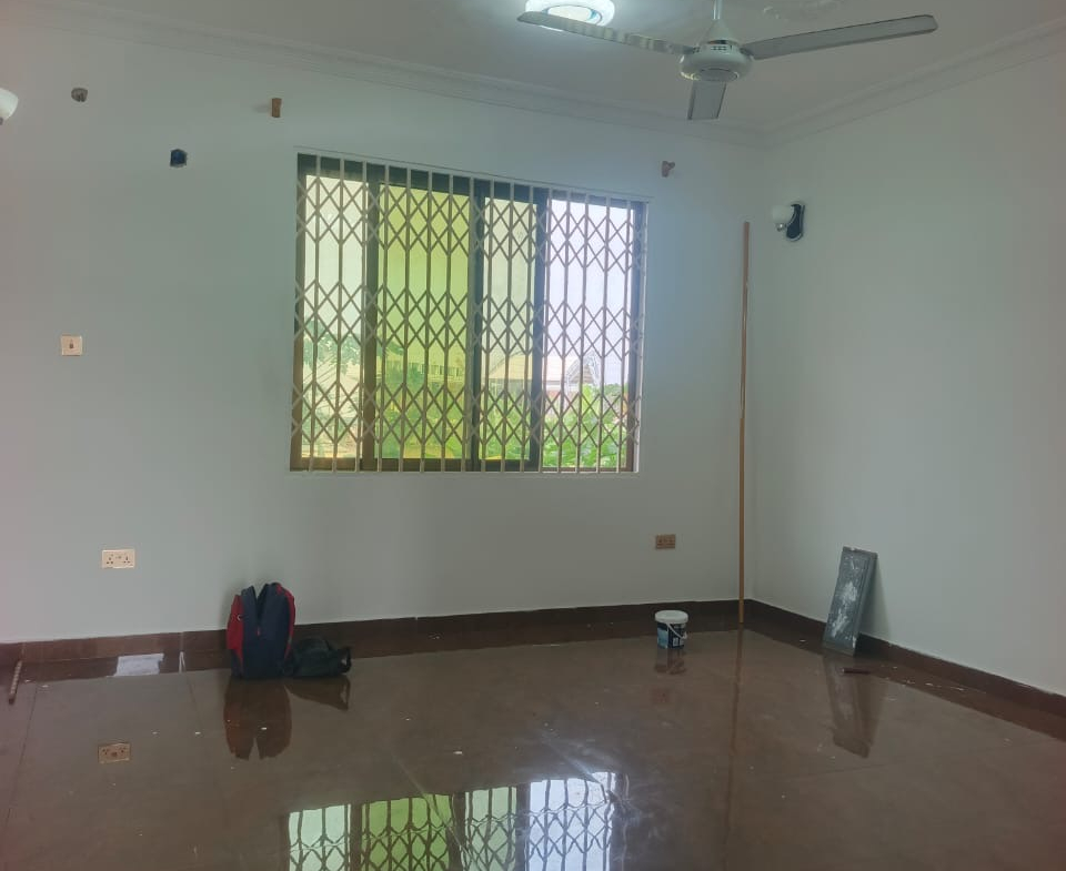 Chamber and hall self contain for rent at teshie bush road bush road