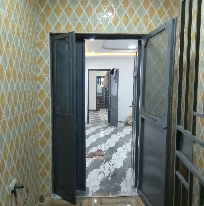 Chamber and self contain for rent at teshie Abgliza bush road