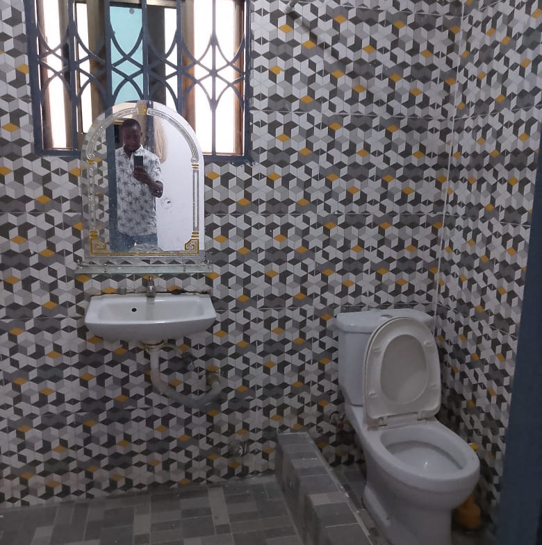 Chamber and self contain for rent at teshie Abgliza bush road