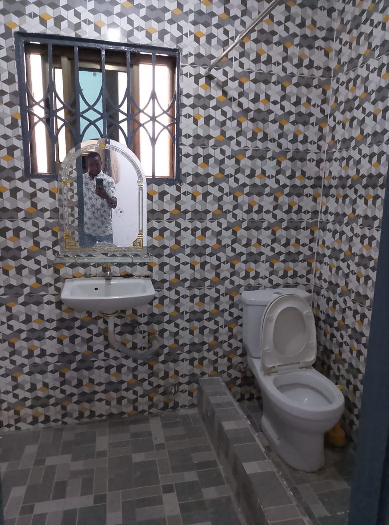 Chamber and self contain for rent at teshie Abgliza bush road