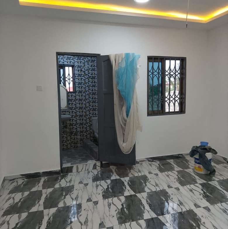 Chamber and self contain for rent at teshie Abgliza bush road