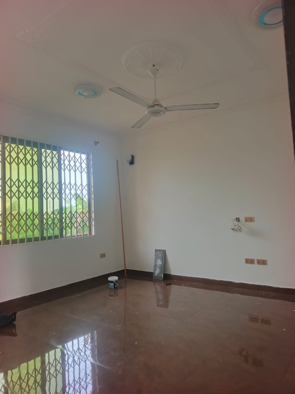 Chamber and hall self contain for rent at teshie bush road bush road