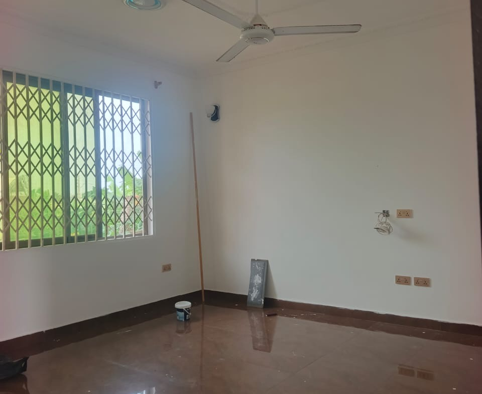 Chamber and hall self contain for rent at teshie bush road bush road