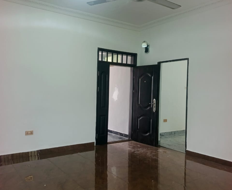 Chamber and hall self contain for rent at teshie bush road bush road