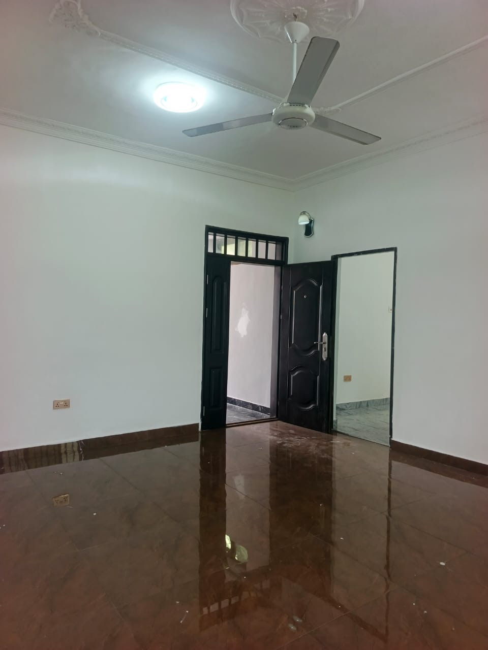 Chamber and hall self contain for rent at teshie bush road bush road