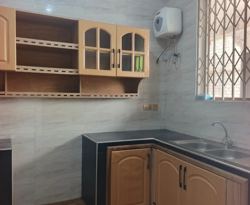 Chamber and hall self contain for rent at teshie bush road bush road