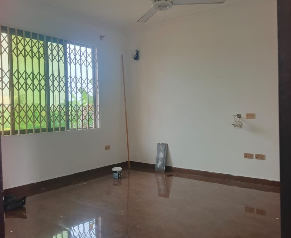 Chamber and hall self contain for rent at teshie bush road bush road